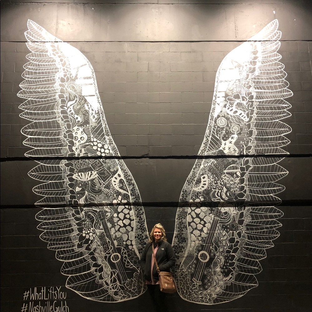 Meet your Posher, Bobbi